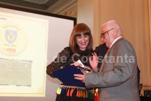 #RespectTeatru: Medalia Jean Ionescu“ si placheta CJC #RespectTeatru, pentru balerinul Octavian Axente (galerie foto)