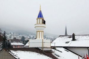 ISLAMIZAREA Elveţiei: Moscheile şi imamii sunt FINANȚAȚI nestingherit de Liga Mondială Islamică