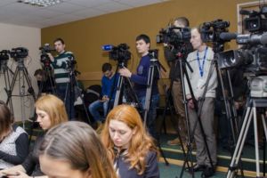 Dragă Guvern, ANULEAZĂ, DRACULUI, LEGEA ASTA TÂMPITĂ  PENTRU ZIARIȘTII POMANAGII!…