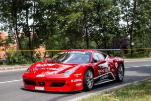 Cei mai buni piloţi de curse îşi dau întâlnire la Târgu-Mureş