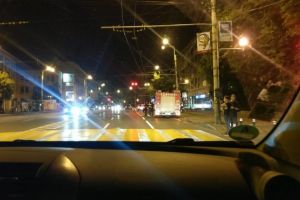 VIDEO/ Accident joi seara, pe Bulevardul Independentei, langa LMV