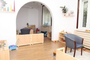 Scandalul salmonella: Grădiniţa privată Crescendo Montessori şi-a închis porţile, părinţii primesc banii înapoi