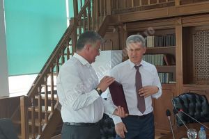 Universitatea Valahia a primit vizita unei delegaţii a Academiei de Știinţe Economice bulgare