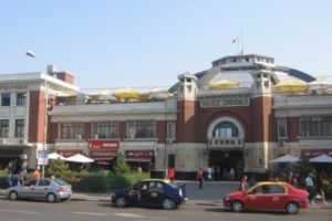 Angajatii Hale si Piete care lucreaza in mediu toxic vor primi, gratuit, lapte praf