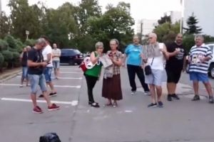 Liviu Dragnea nu uita, Romania nu-i a ta!“. Protest in fata Prefecturii Constanta (video)