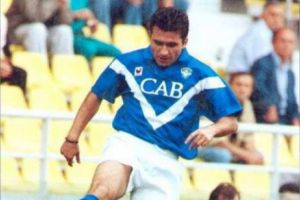 Hagi lăsa Real Madrid pentru Brescia. Farul şi Sportul îşi cereau drepturile de la Steaua. România acum 26 de ani