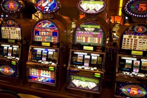 Jocurile de noroc sub “lupa” poliţiştilor