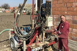 Foraje puţuri de apă oriunde în Argeş şi în ţara