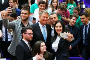 Preşedintele Klaus Iohannis a anunţat că va candida pentru un nou mandat: 