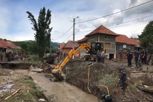 VIDEO. Primarul din Ighiu, Traian Rusu, despre dezastrul din Bucerdea Vinoasă: Aşa ceva nu a mai fost niciodată. Unda de viitură avea doi metri de la nivelul solului