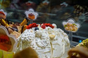 Week-end special la Merigo. La două globuri de îngheţată primiţi unul din partea casei  (FOTO)