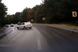 La un pas de tragedie. Accident rutier evitat in ultima clipa. Ce mesaj le transmite MAI soferilor (video)