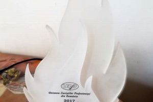 Colegul nostru Sorin Simion, distins cu premiul Uniunii Ziariştilor Profesionişti pentru presă scrisă