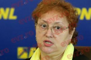 Renate Weber face o analiză a „INGERINȚEI PERVERSE” a SRI în actul de justiţie
