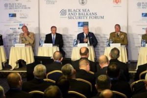 Profesor dr Murat Aslan “Turcia a sugerat Uniunii Europene să nu se mai joace. Turcii s-au săturat de UE