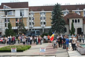Declaraţie adoptată de participanţii la mitingul de la Bistriţa. Ce solicită protestatarii