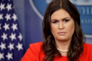 Purtatoarei de cuvant a Casei Albe i s-a refuzat cina intr-un restaurant pentru ca lucreaza pentru Trump