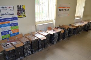 Aproape 5.000 de pachete de ţigări de contrabandă au fost confiscate la finele săptămânii ...