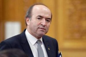Toader spune ca nu a fost consultat cu privire la o eventuala ordonanta pentru modificarea Codurilor penale