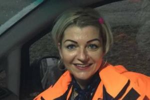 O asistentă din Câmpia Turzii luptă pentru viaţă. Are nevoie de donaţii