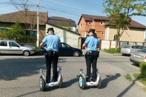 Localii pe segway redeschid drumurile biciclistilor la Timisoara