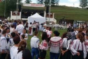 Cel mai vechi concurs de frumuseţe din România. Povestea iilor din Cezieni