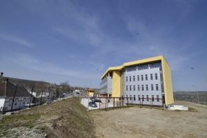 Situl industrial Hunedoara a trecut de prima „examinare”. Numărul obligatoriu de locuri de muncă a fost depăşit, dar la gradul de ocupare mai e de lucru