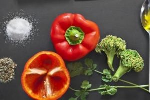 Alimentele pe care este bine să le consumi crude