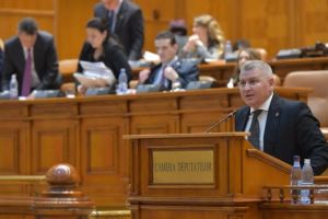 Postare rasistă a unui deputat la adresa romilor. Ce a scris pe Facebook