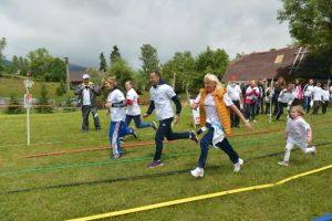 Mihai Covaliu şi Simona Amânar au sărbătorit Ziua Olimpică la munte