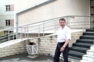 Un comisar-şef a fost găsit vinovat şi condamnat pentru trafic de influenţă