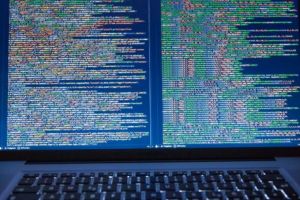 4 semne care îţi dau de înţeles că laptopul tău are probleme