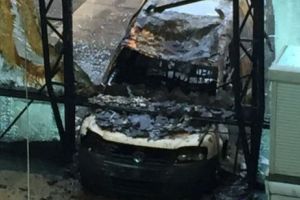 ATENTAT TERORIST la sediul unui MARE ZIAR din Olanda. O furgonetă s-a IZBIT de CLĂDIRE. Situaţia VICTIMELOR 