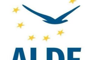 Demisii ÎN LANȚ din PNL. ÎN CE TABĂRĂ se duc demisionarii