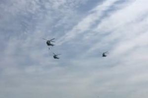 Ziua Drapelului, sărbătorită la Cluj cu elicoptere şi MIG -uri 21 Lancer