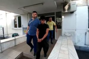 Tineri judecaţi pentru tâlhărie