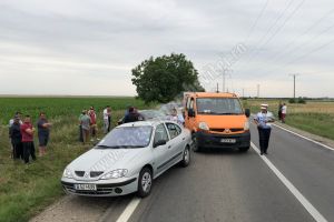 Carambol pe DN 71! Patru maşini s-au lovit