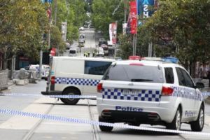 TRAGEDIE în Marea Britanie. Doi oameni au MURIT şi alţi 20 sunt RĂNIȚI