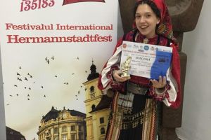 Eleva Ana Anuţoiu a obţinut un Trofeu şi premiul I la Festivalul „Hermannstadtfest”