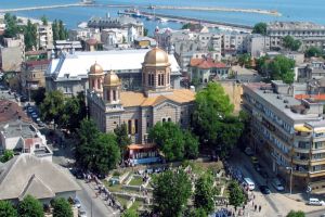 Spiritualitate, istorie, cultura: Vineri se sarbatoreste Hramul Catedralei arhiepiscopale Constanta. Oaspeti de seama si lansare de film documentar