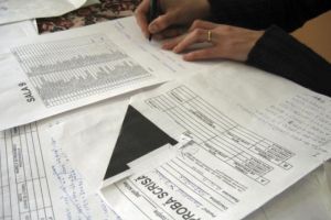 Surpriză uriaşă pentru o elevă notată cu 3,40 la Evaluare. Nota corectă după contestaţie