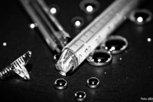 Pompierii, chemati sa adune mercurul dintr-un termometru spart. Se intampla pe strada Cameliei din Ploiesti