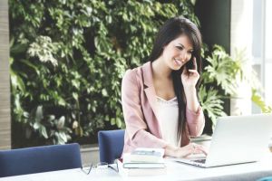 Trucuri pentru a atrage bogăţia. Cum să ne amenajăm biroul ca să facem afaceri de succes