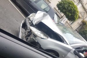 IMPACT violent între două autoturisme, chiar în CENTRUL ARADULUI