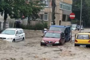 Inundatiile au facut prapad in Tulcea! (video)