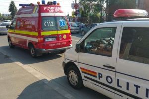 Un angajat al unei firme de colectare a deseurilor a murit strivit de o presa de carton, langa Timisoara