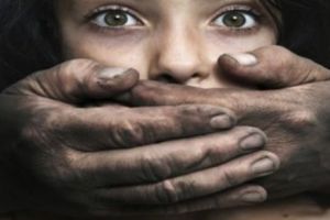 Asta e ȚARA în care este cel mai GROAZNIC să fii FEMEIE! TOP 10 ţări care tratează femeia mai rău ca animalele