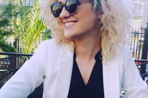 Un nume de care se va auzi prin teatre: Diana Udrea