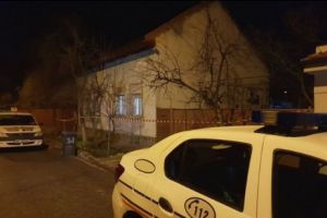 Un homosexual român a omorât un pederast olandez invalid