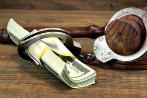 Poprirea conturilor se va face doar cu acordul judecătorului – PROIECT